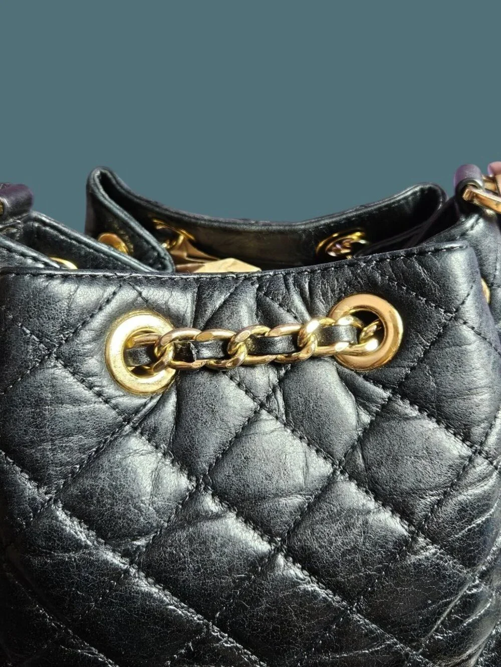 Michael Kors Frankie Black Leather Quilted Drawstring Convertible Bucket Bag